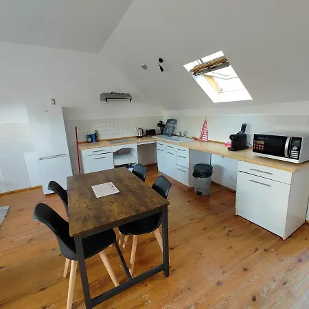 Cosy 2 アパート ポン・ド・ラルシュ